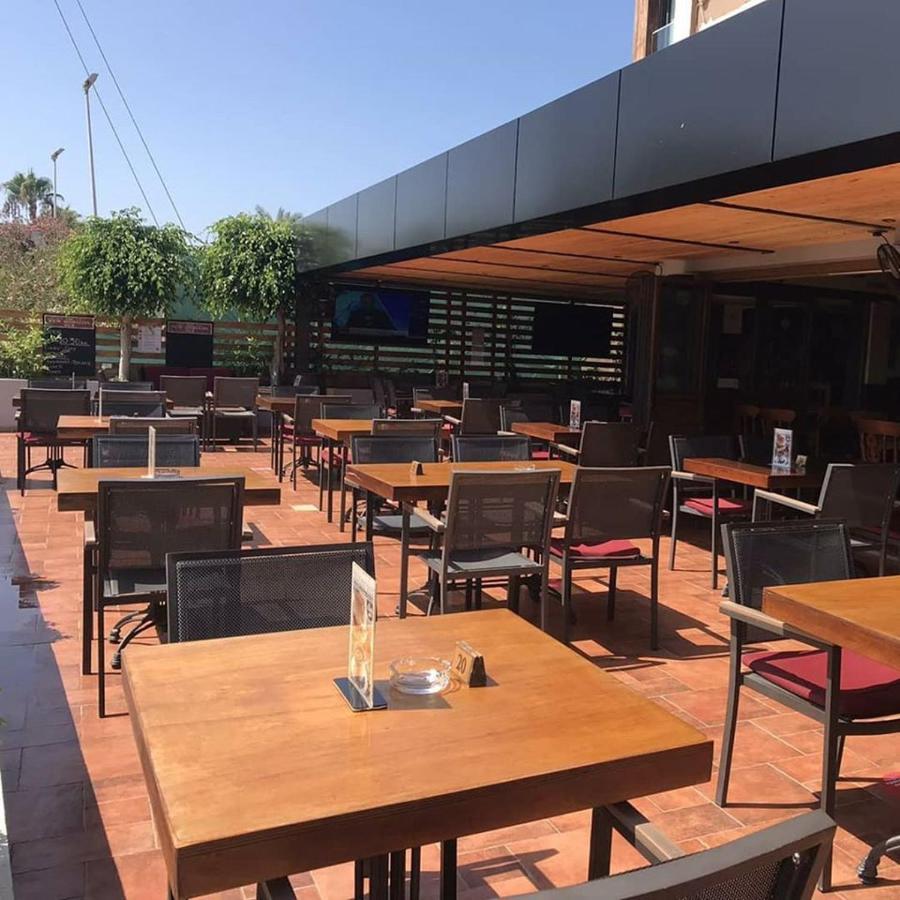 Terrazza Suites Пафос Екстер'єр фото