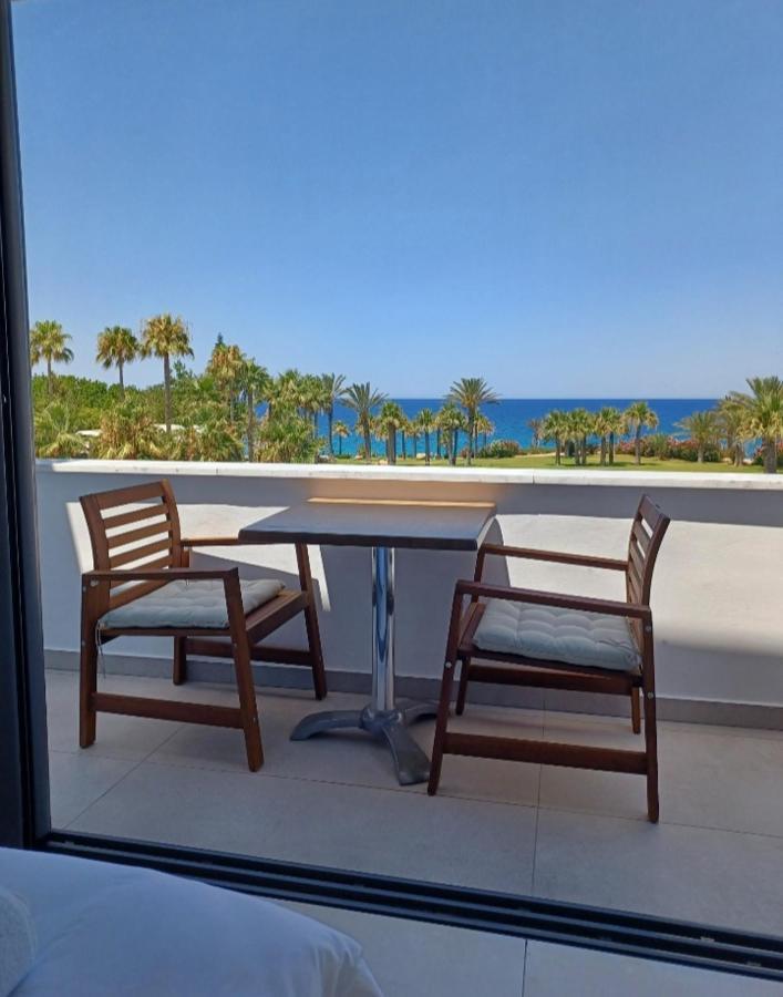 Terrazza Suites Пафос Екстер'єр фото