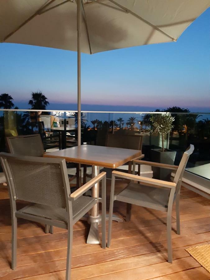 Terrazza Suites Пафос Екстер'єр фото